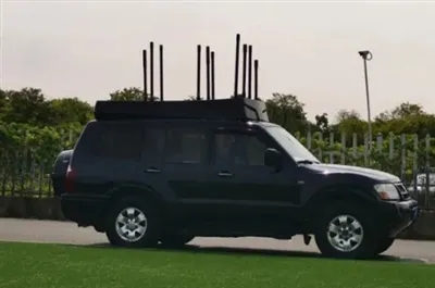 Escenari d'aplicació de DDS Bomb Jammer muntat en vehicle
